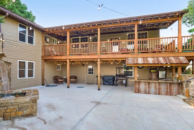 5313 S Farm Road 241, Rogersville, MO 65742