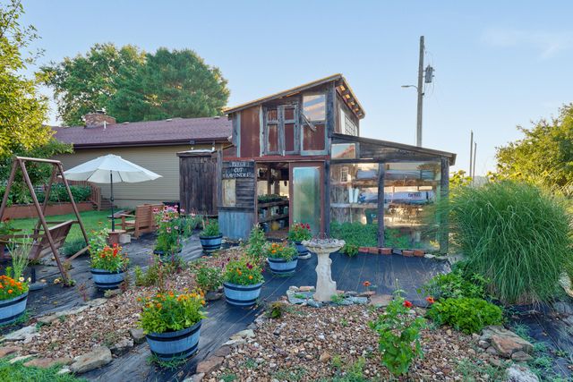5313 S Farm Road 241, Rogersville, MO 65742