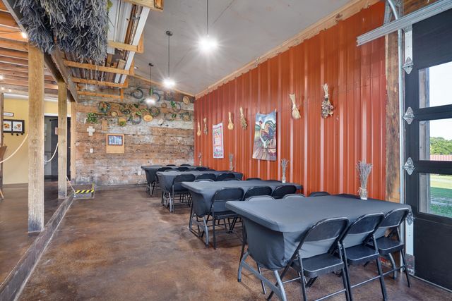 5313 S Farm Road 241, Rogersville, MO 65742