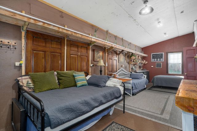 5313 S Farm Road 241, Rogersville, MO 65742