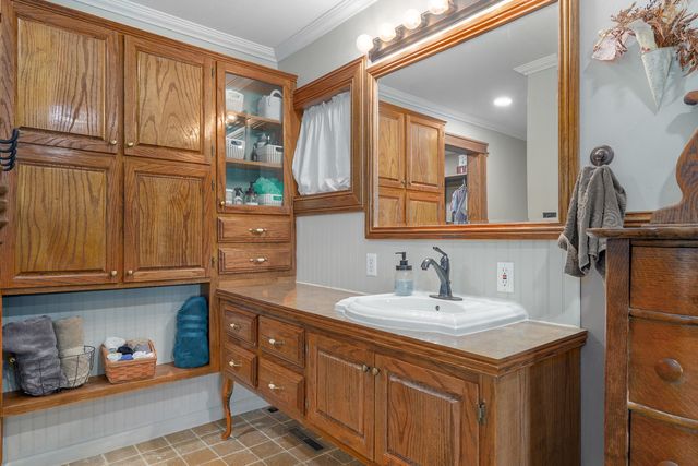5313 S Farm Road 241, Rogersville, MO 65742