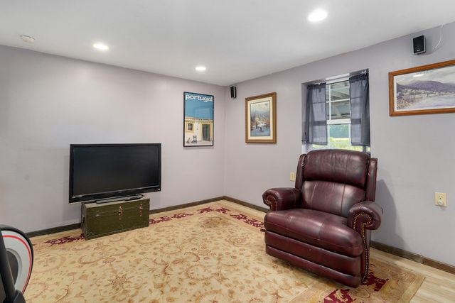 5313 S Farm Road 241, Rogersville, MO 65742