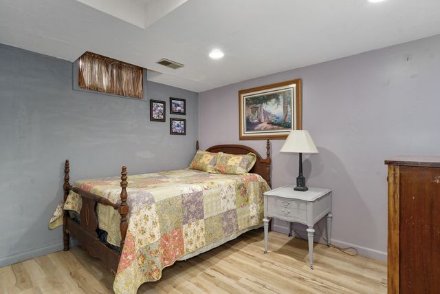 5313 S Farm Road 241, Rogersville, MO 65742