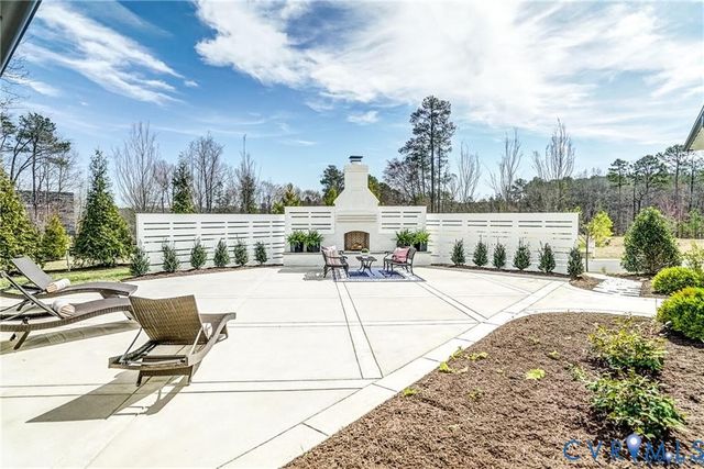 12433 Bluffton Ridge Ct, Goochland, VA 23238