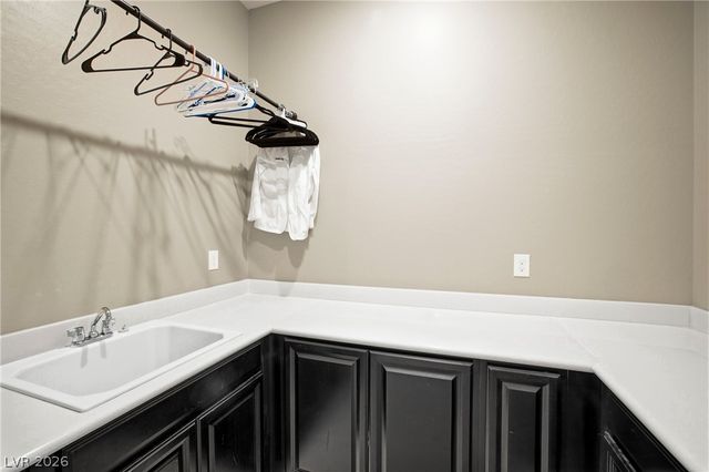 697 Otter Brook Street, Henderson, NV 89011
