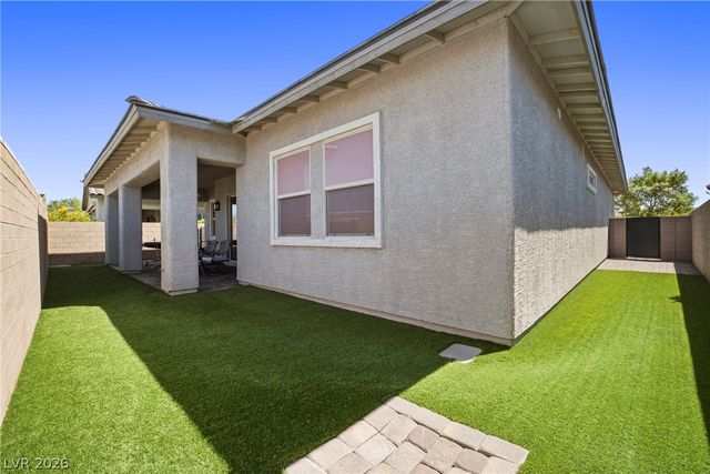 697 Otter Brook Street, Henderson, NV 89011