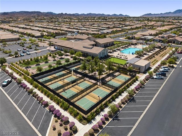 697 Otter Brook Street, Henderson, NV 89011