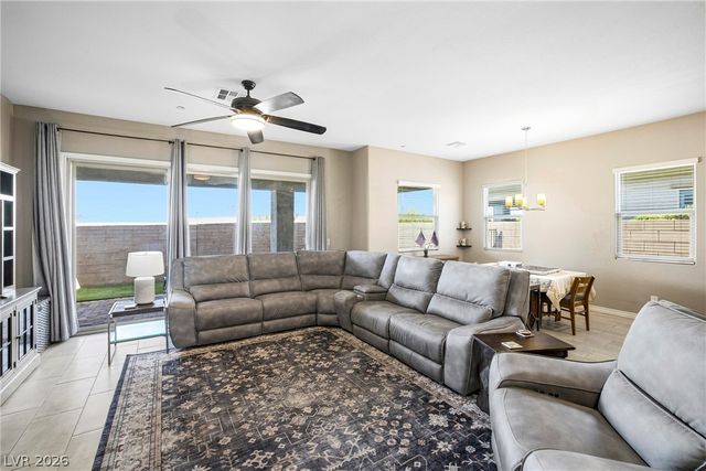 697 Otter Brook Street, Henderson, NV 89011