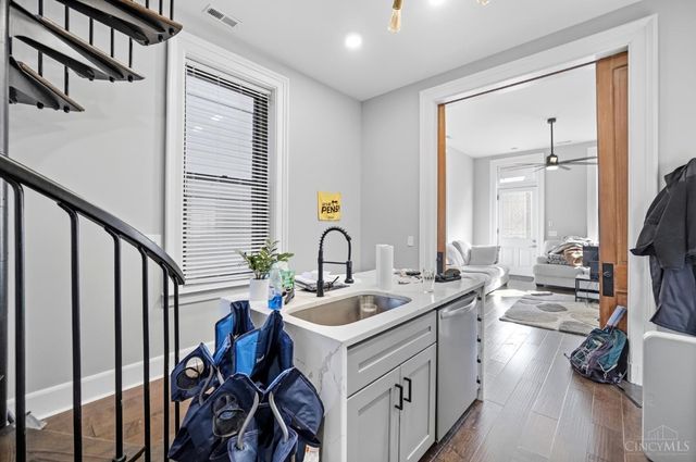 428 Elizabeth Street, Cincinnati, OH 45203