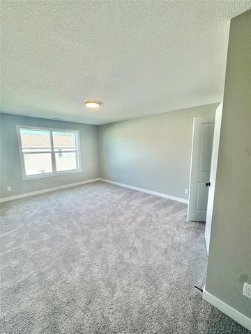 5430 153rd Street, Urbandale, IA 50323