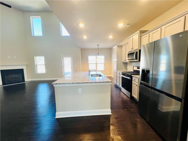 3728 Southfield Court, Loganville, GA 30052