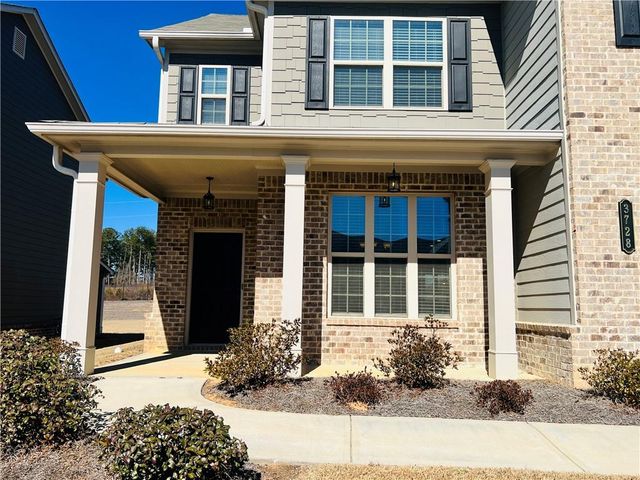 3728 Southfield Court, Loganville, GA 30052