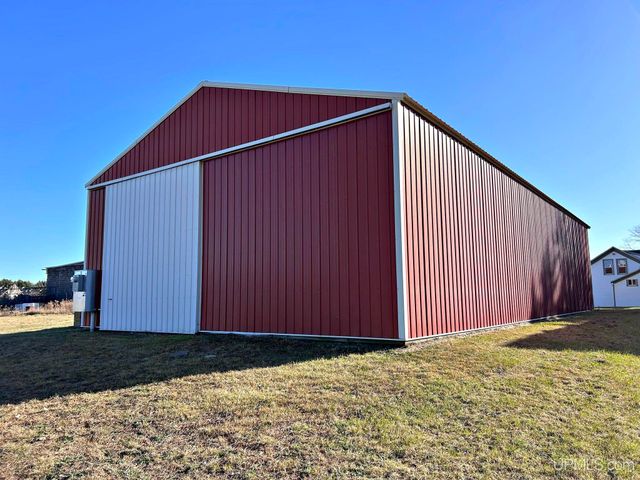 N2119 Bay De Noc Road, Menominee, MI 49858
