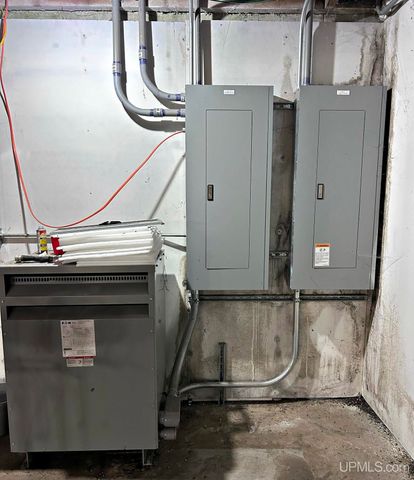 N2119 Bay De Noc Road, Menominee, MI 49858