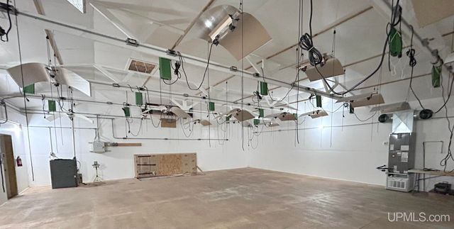 N2119 Bay De Noc Road, Menominee, MI 49858