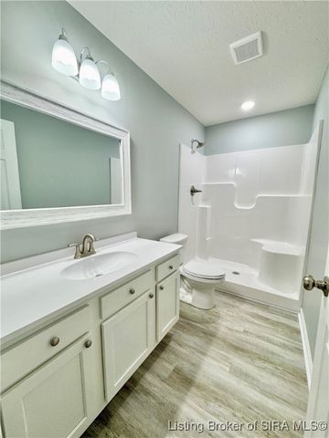 1237 Woodland Avenue, Scottsburg, IN 47170