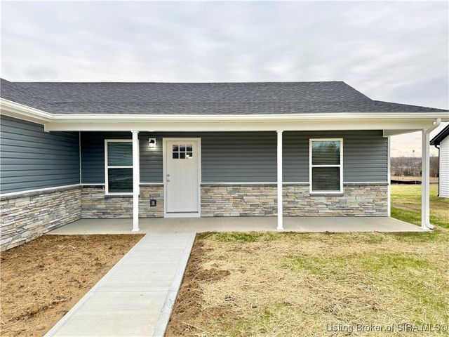 1237 Woodland Avenue, Scottsburg, IN 47170