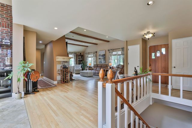 135 Ridge Road, Manchester, NH 03104