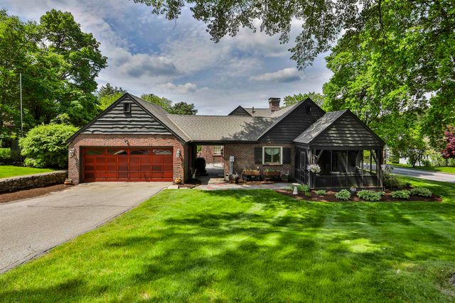 135 Ridge Road, Manchester, NH 03104