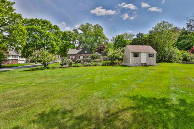 135 Ridge Road, Manchester, NH 03104