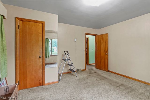 1861 Lexington Avenue NW, Warren, OH 44485