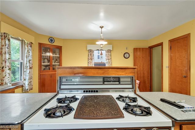 1861 Lexington Avenue NW, Warren, OH 44485