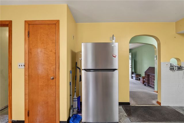 1861 Lexington Avenue NW, Warren, OH 44485