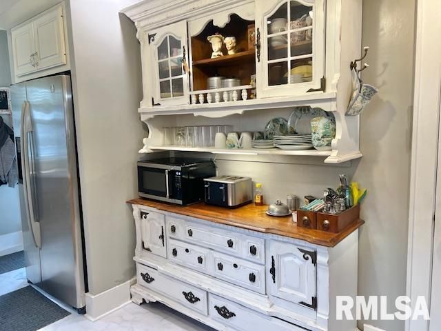 727 E CENTRAL PARK Avenue, Davenport, IA 52803