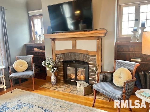 727 E CENTRAL PARK Avenue, Davenport, IA 52803