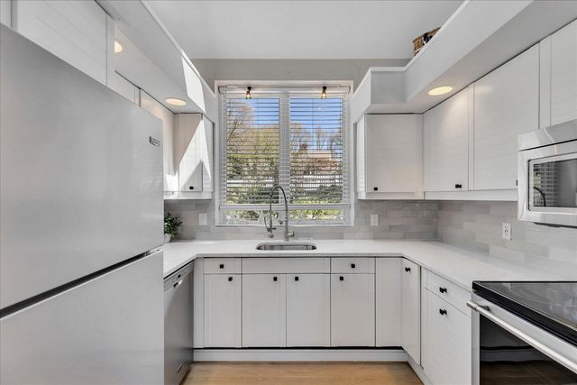 133 Walton Heath Way, Mashpee, MA 02649