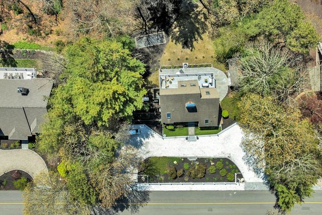 133 Walton Heath Way, Mashpee, MA 02649