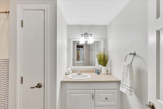 133 Walton Heath Way, Mashpee, MA 02649