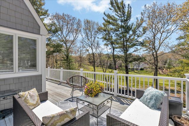 133 Walton Heath Way, Mashpee, MA 02649