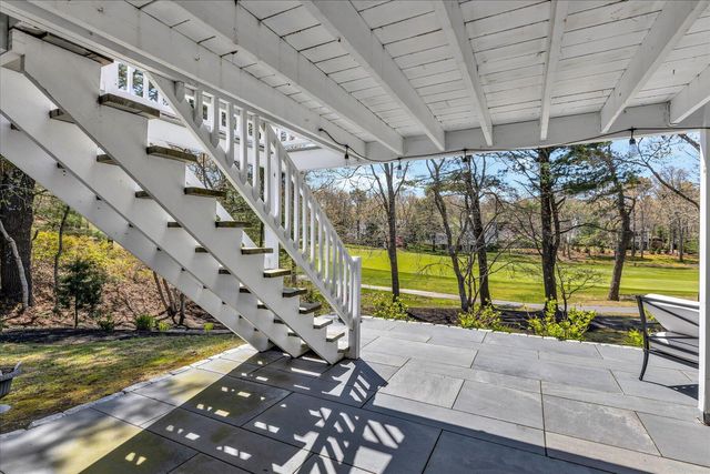 133 Walton Heath Way, Mashpee, MA 02649