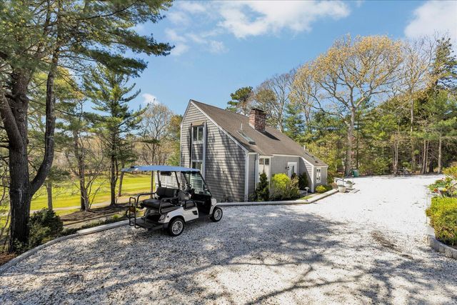 133 Walton Heath Way, Mashpee, MA 02649
