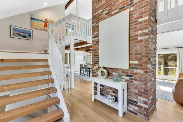 133 Walton Heath Way, Mashpee, MA 02649