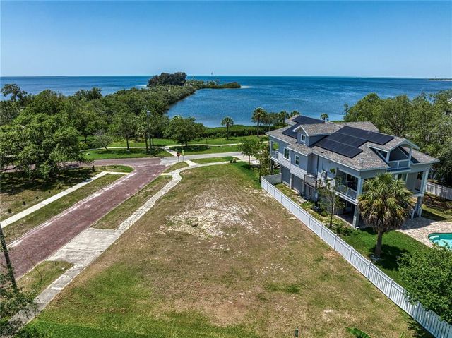 100 SHORE DRIVE, Tarpon Springs, FL 34689