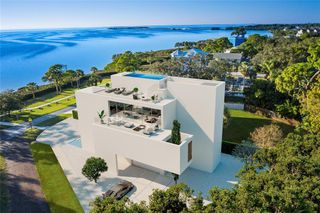 100 SHORE DRIVE, Tarpon Springs, FL 34689