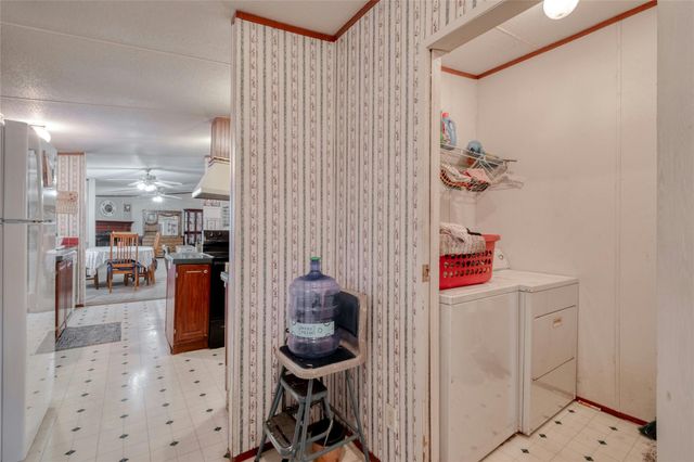 171 Rolling Meadows LN, Kyle, TX 78640