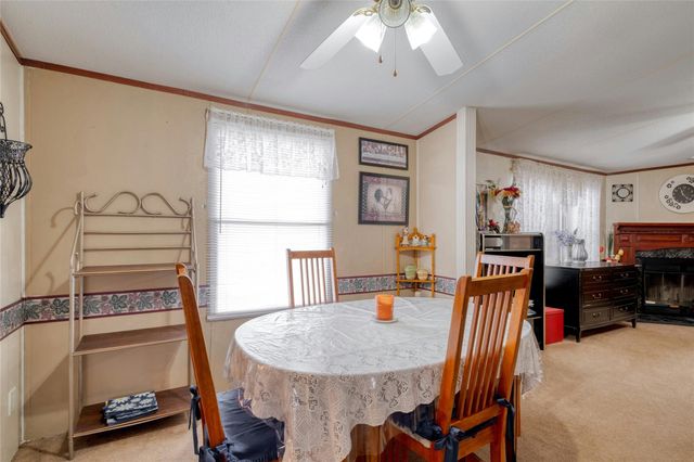 171 Rolling Meadows LN, Kyle, TX 78640