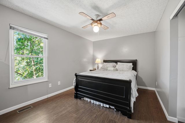 275 Spruce Hill Drive, Columbus, OH 43230