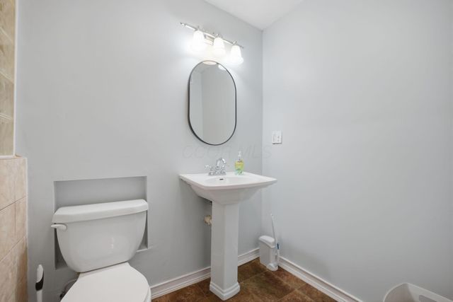 275 Spruce Hill Drive, Columbus, OH 43230