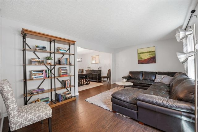 275 Spruce Hill Drive, Columbus, OH 43230