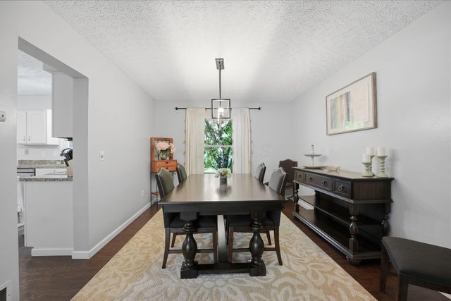 275 Spruce Hill Drive, Columbus, OH 43230