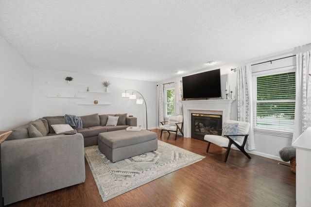 275 Spruce Hill Drive, Columbus, OH 43230