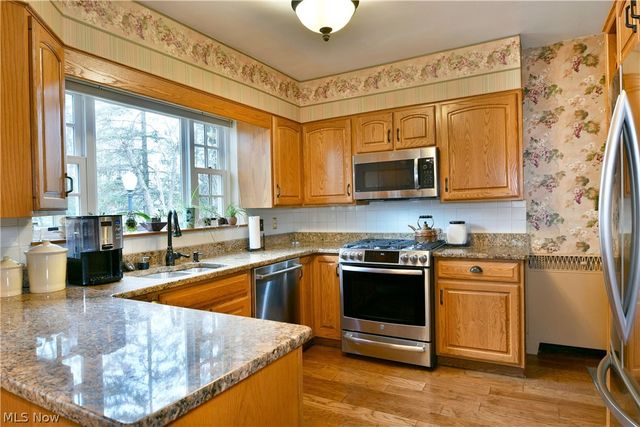 641 Fairway Drive NE, Warren, OH 44483