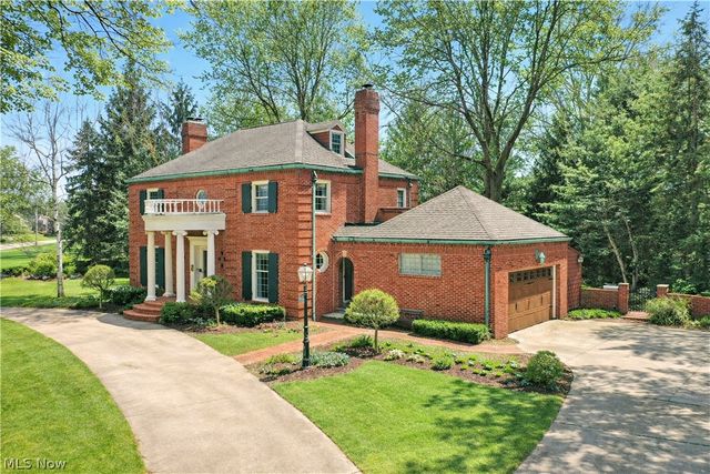 641 Fairway Drive NE, Warren, OH 44483