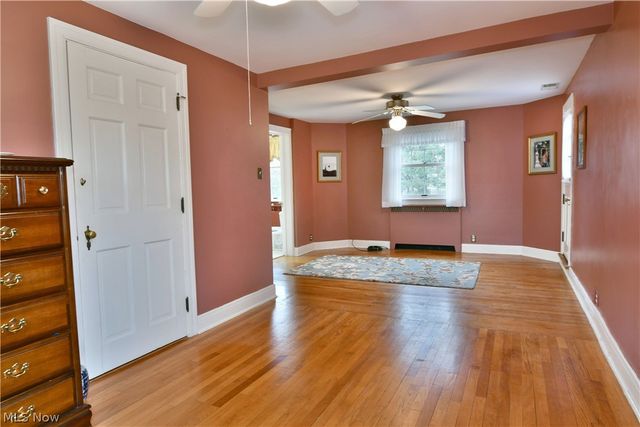 641 Fairway Drive NE, Warren, OH 44483