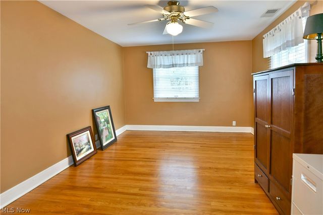 641 Fairway Drive NE, Warren, OH 44483