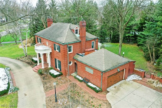 641 Fairway Drive NE, Warren, OH 44483